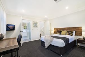 The Third Bedroom of a 5 Bedroom Townhouse Apartment at Birmingham Gardens Townhouses.